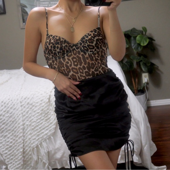 Dollskill TIC TOC Cheetah Animal Print Bustier Bodysuit Top - Picture 4 of 9